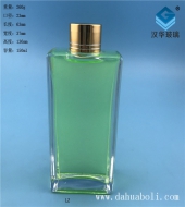 150ml晶白料长方形玻璃小酒瓶